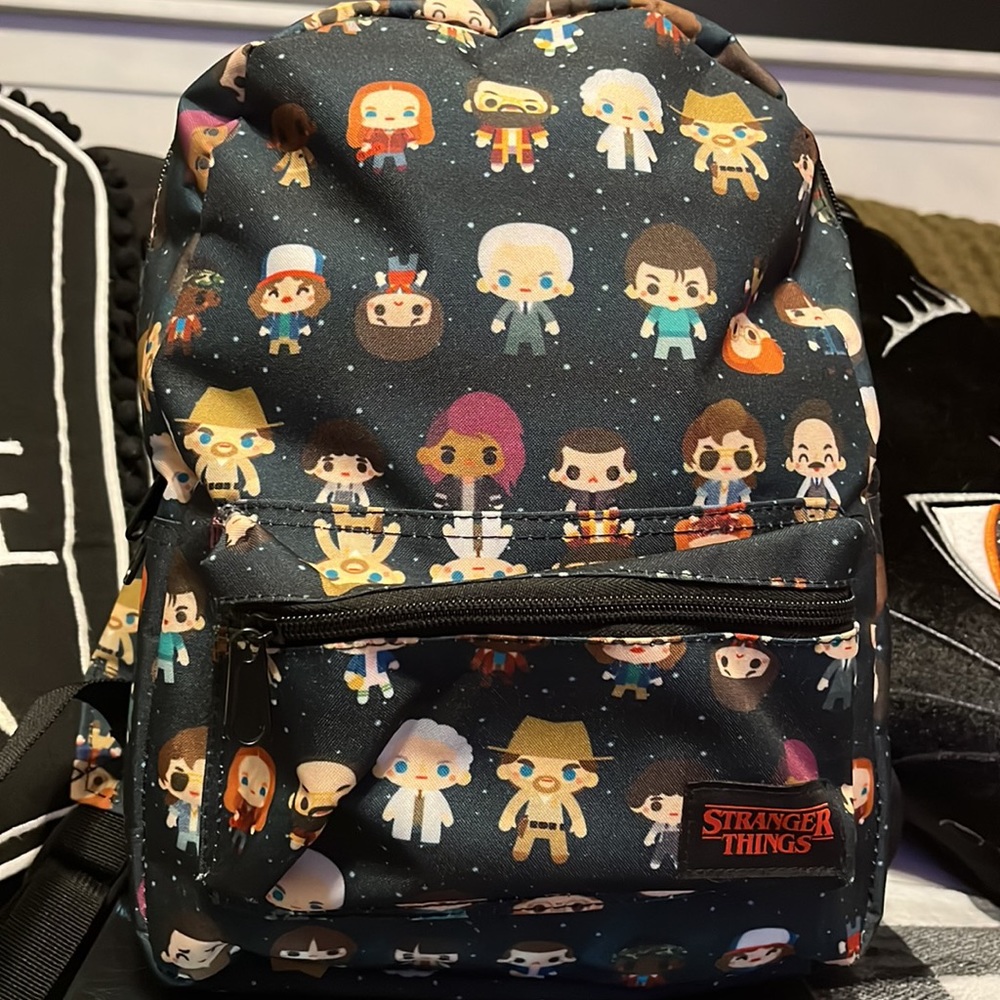 Hot Topic Stranger Things mini backpack - Picture 3 of 13